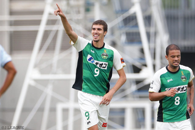 3分間で2ゴールを挙げ、流れを引き寄せたジョン ガブリエル（相模原）【明治安田Ｊ３ 第36節 相模原vs琉球】