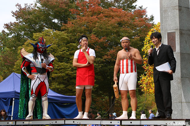 獣神サンダー・ライガーとクールポコがやって来た！【明治安田Ｊ２ 第37節 山形vs横浜FC】