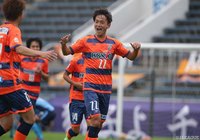 80分、だめ押しとなる國領 一平（長野）の今季初ゴールが決まる【明治安田Ｊ３ 第27節 YS横浜vs長野】