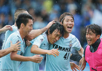 中村 俊輔のCKが直接ゴールに吸い込まれ、リードを広げた磐田【明治安田Ｊ１ 第29節 清水vs磐田】