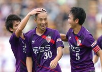 38分、石櫃 洋祐（#30）がゴールをあげて、京都が同点に追いつく【明治安田Ｊ２ 第37節 京都vs熊本】