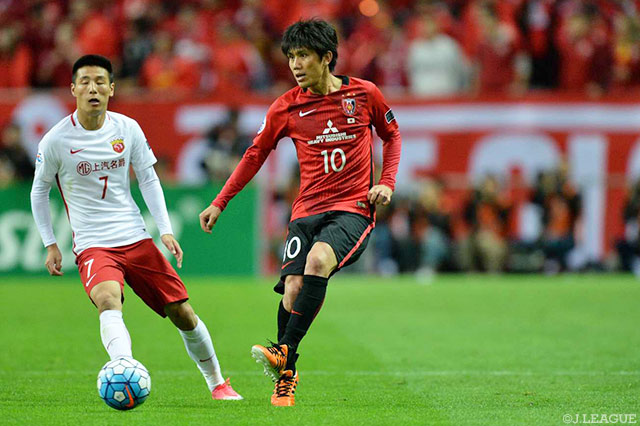 CKから絶妙なボールを供給して先制点をアシストした柏木 陽介（浦和）【ＡＣＬ 準決勝 第2戦 浦和vs上海上港】