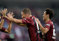 ルーカス ポドルスキのボレーシュートで幸先良く先制した神戸【明治安田Ｊ１ 第30節 神戸vs鳥栖】