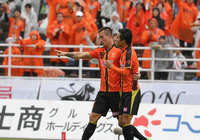 チームの連敗を３で止める決勝ゴールを決めたレオナルド ラモス（山口）【明治安田Ｊ２ 第38節 山口vs水戸】