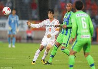 先発メンバーに復帰し、ゲームを組み立てた小島 秀仁（愛媛）【明治安田Ｊ２ 第38節 湘南vs愛媛】