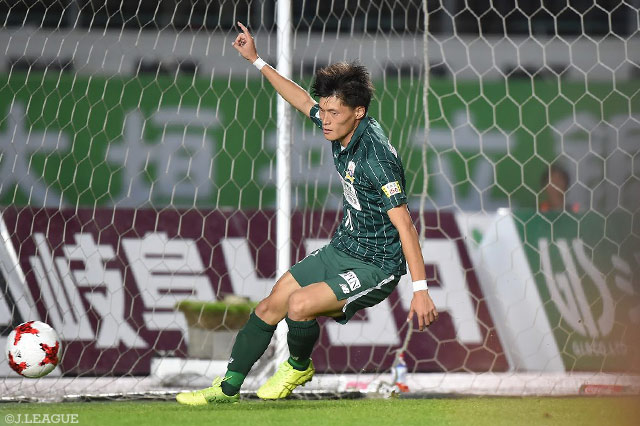 第20節以来の得点となる同点弾で試合を振り出しに戻した古橋 亨梧（岐阜）【明治安田Ｊ２ 第38節 岐阜vs東京Ｖ】