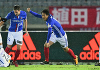 3分にCKから伊藤 翔が先制ヘッドを決めて、早々とリードを奪った横浜FM【明治安田Ｊ１ 第30節 横浜FMvs鹿島】