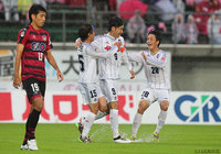 前半終了間際に山岸 祐也（#9）のボレーシュートで先制した群馬【明治安田Ｊ２ 第38節 岡山vs群馬】