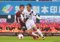 ドリブル突破からゴールに迫った小屋松 知哉（京都）【明治安田Ｊ２ 第38節 金沢vs京都】