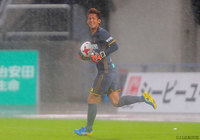 決定機を阻止してゴールを死守した白井 裕人【明治安田Ｊ２ 第38節 金沢vs京都】