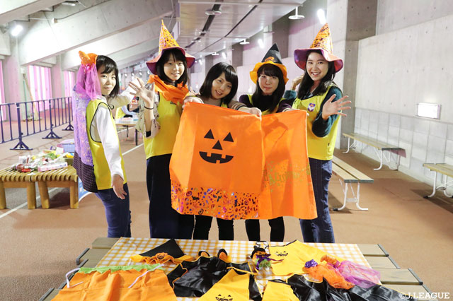 残留を信じて、仲良し女子5人で応援です！【明治安田Ｊ１ 第31節 新潟vs鳥栖】