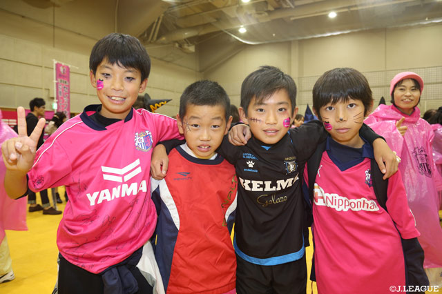 将来のＪリーガー達も可愛く控えめに仮装！【明治安田Ｊ１ 第31節 Ｃ大阪vs大宮】