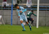 冷静にチップキックを沈め、同点弾を挙げた田中 恵太（琉球）【明治安田Ｊ３ 第29節 鳥取vs琉球】