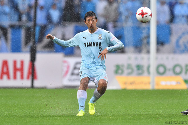 守備の要として奮闘し、Ｊ１通算250試合出場を達成した大井 健太郎（磐田）【明治安田Ｊ１ 第31節 磐田vs横浜FM】