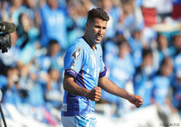 2試合連続ゴールとなる今季24点目でリードを2点に広げたイバ（横浜FC）【明治安田Ｊ２ 第40節 横浜FCvs熊本】