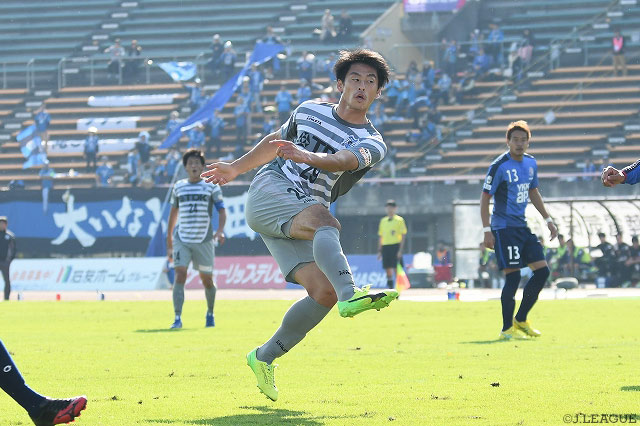 2試合連続得点となる先制点でゴールラッシュの口火を切った田中 智大（秋田）【明治安田Ｊ３ 第30節 富山vs秋田】