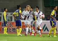 同点ヘッドを決め、京都のＪ２アウェイ通算350点目を記録した大黒 将志（京都 #31）【明治安田Ｊ２ 第40節 群馬vs京都】