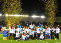 クラブ記録となる12戦無敗を達成し、初のJ1昇格を勝ち取った長崎【明治安田Ｊ２ 第41節 長崎vs讃岐】