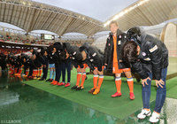 今季初の連勝で意地を見せるも、無念のＪ２降格が決定した新潟【明治安田Ｊ１ 第32節 新潟vs甲府】