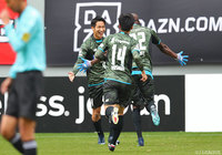 原川 力の鮮やかな直接FKで試合の均衡を破った鳥栖【明治安田Ｊ１ 第32節 鳥栖vsFC東京】