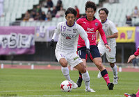 Ｊ３通算100試合出場を果たした越智 亮介（藤枝）は鋭いシュートでゴールを脅かした【明治安田Ｊ３ 第32節 Ｃ大23vs藤枝】