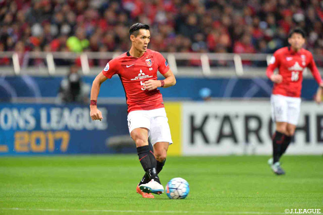 体を張った守備でアルヒラルの攻撃を防ぐ槙野 智章【ACL 決勝 第2戦 浦和vsアルヒラル】