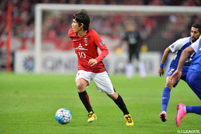 ゲームメイクで浦和攻撃陣を牽引する柏木 陽介【ACL 決勝 第2戦 浦和vsアルヒラル】