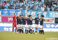 完封勝利をハイタッチで喜ぶ磐田イレブン【明治安田Ｊ１ 第33節 鳥栖vs磐田】