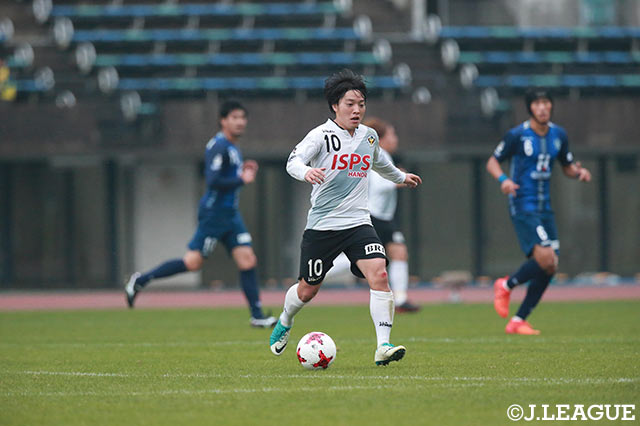 後半途中からピッチに立った高木 善朗。リズムを変えることを期待されたが、最後までゴールをこじ開けることはできず…【Ｊ１昇格プレーオフ 準決勝 福岡vs東京Ｖ】 