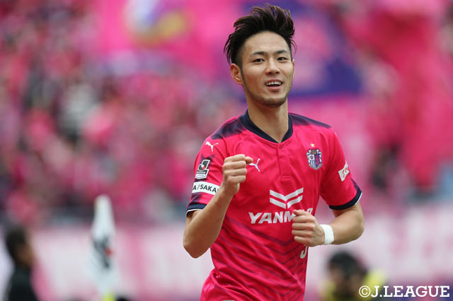 杉本 健勇（Ｃ大阪）はこの日2得点を決めるなどチームの勝利に大きく貢献した【明治安田Ｊ１ 第33節 Ｃ大阪vs神戸】