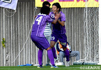 首位秋田相手に2ゴールを決めた越智 亮介（藤枝）【明治安田Ｊ３ 第33節 藤枝vs秋田】