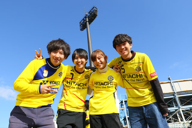 最終節、仲良しメンバーで全力で応援します！【明治安田Ｊ１ 第34節 柏vs広島】