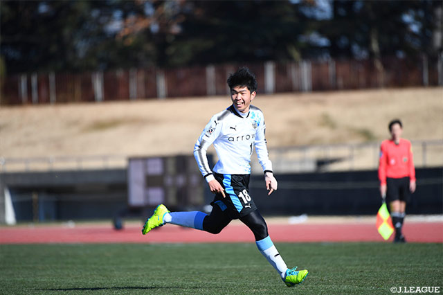 直接FKを沈め、先制点をあげた宮代 大聖（川崎ＦＵ-18）【JINYC GS 第1節 川崎Ｆ Ｕ-18vsシャペコエンセ】