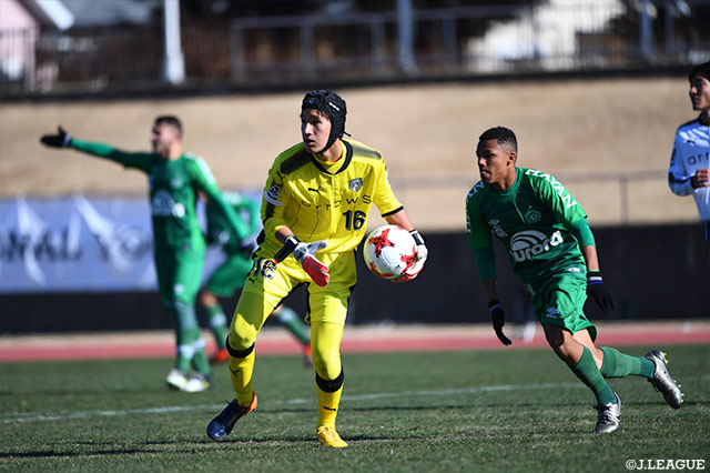 シャペコエンセの攻撃を1点に抑えた安福 祐一（川崎ＦＵ-18）【JINYC GS 第1節 川崎Ｆ Ｕ-18vsシャペコエンセ】