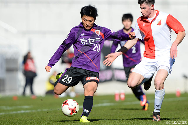 津野 絢世（京都Ｕ-18）は果敢にゴールを狙った【JINYC GS 第1節 京都Ｕ-18vsヴォイヴォディナ】