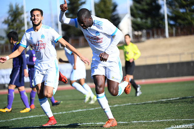 セットプレーから先制となるゴールを決めたバカヨコ アミドゥ（マルセイユ）【JINYC GS 第1節 広島ユースvsオリンピック・マルセイユ】