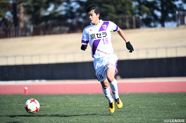 右からのクロスに飛び込み、決勝ゴールを決めた上月 壮一郎（京都Ｕ-18）【JINYC GS 第2節 京都Ｕ-18vs川崎Ｆ Ｕ-18】