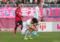 痛恨の逆転負けに肩を落とす渡部 博文（神戸）【天皇杯 準決勝 神戸vsＣ大阪】