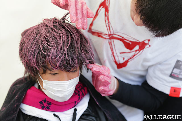 髪もセレッソカラーのピンクに染めて、試合への意気込み十分！【FUJI XEROX SUPER CUP 2018】