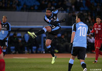 クリアボールを拾い、積極的にミドルシュートを放ったエドゥアルド ネット（川崎Ｆ）【ACL GS MD1 川崎Ｆvs上海上港】