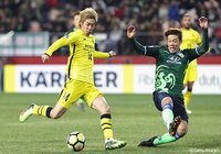 スピードを生かし果敢にゴールを狙った伊東 純也（柏）【ACL GS MD1 全北現代vs柏】