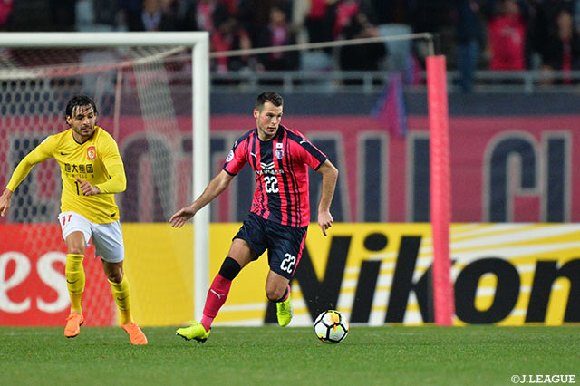 相手選手と競り合い流血するもフル出場を果たし完封に貢献したヨニッチ（Ｃ大阪）【ACL GS MD2 Ｃ大阪vs広州恒大】