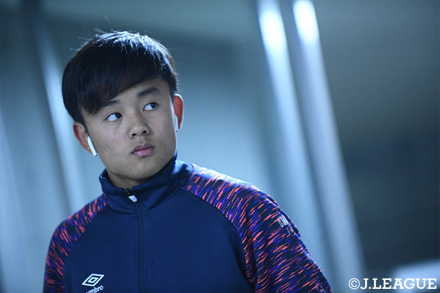 FC東京の注目選手、16歳の久保 建英はベンチスタート【明治安田Ｊ１ 第1節 FC東京vs浦和】