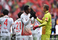 アウェイで逆転勝利を飾り、喜ぶ名古屋の選手たち【明治安田Ｊ１ 第1節 Ｇ大阪vs名古屋】