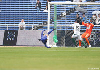 5分に石津 大介が豪快なオーバーヘッドシュートを決め福岡が先制！【明治安田Ｊ２ 第1節 福岡vs岐阜】