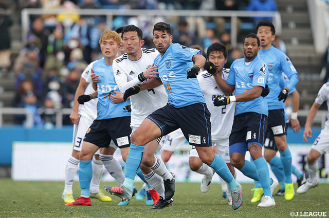 昨季、Ｊ２得点王のイバ（横浜FC）はこの日は得点ならず【明治安田Ｊ２ 第1節 横浜FCvs松本】