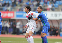 赤嶺 真吾（岡山）にはブエノ（徳島）の厳しいマークがついた【明治安田Ｊ２ 第1節 徳島vs岡山】