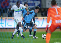 湘南はアンドレ バイア（#4）を中心に強力な川崎Ｆ攻撃陣を最少失点に抑えた【明治安田Ｊ１ 第2節 川崎Ｆvs湘南】