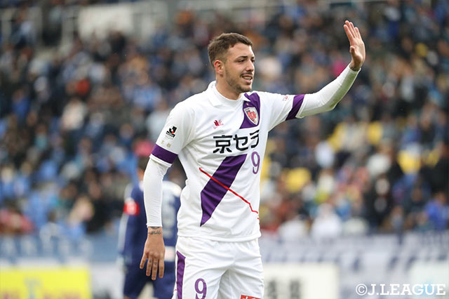 レンゾ ロペスが後半2点を決め京都は試合を引き分けに持ち込んだ【明治安田Ｊ２ 第2節 福岡vs京都】