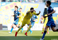 PKを獲得した山形はフェリペ アウベスが落ち着いてゴールを決め先制する【明治安田Ｊ２ 第2節 大分vs山形】